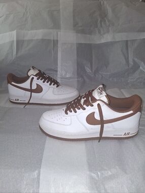 Nike Air Force 1 Low White Pecan Sneakers   11.5 Men